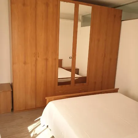 La Casetta Su Manhattan Apartman *